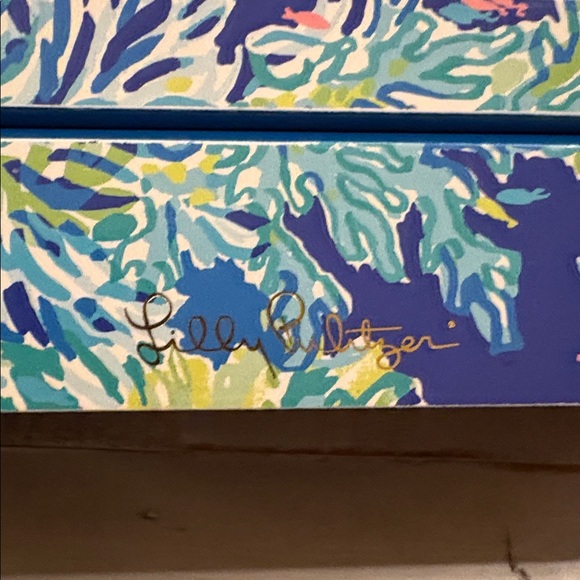 Lilly Pulitzer Wade & Sea Large Lacquer Box NWT - Picture 6 of 11